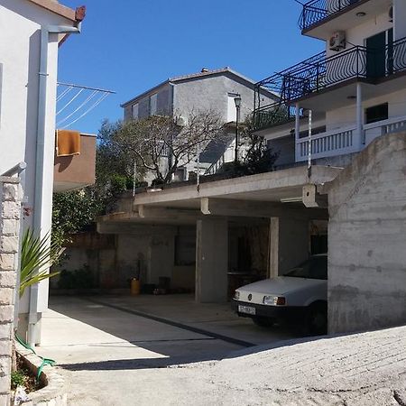 Apartment Karmen Трогир Екстериор снимка